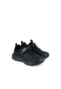 Zapatillas deportivas negras con parte superior de malla y sintético, acentos texturizados, suela de goma, correa ajustable y diseño de cordones para un ajuste seguro.
