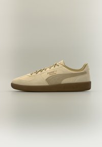 Δεν επιλέχθηκε, buttercream/gum