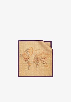 Foulard quadrato con stampa mappa del mondo vintage in tonalità beige e marroni, bordo viola e angolo leggermente piegato.