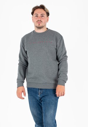 - Bluza
