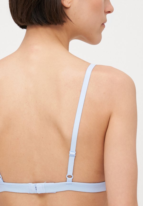 FLAG UNLINED TRIANGLE - Triangle bra4