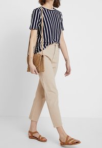 Pieces Triko s potiskem - blue