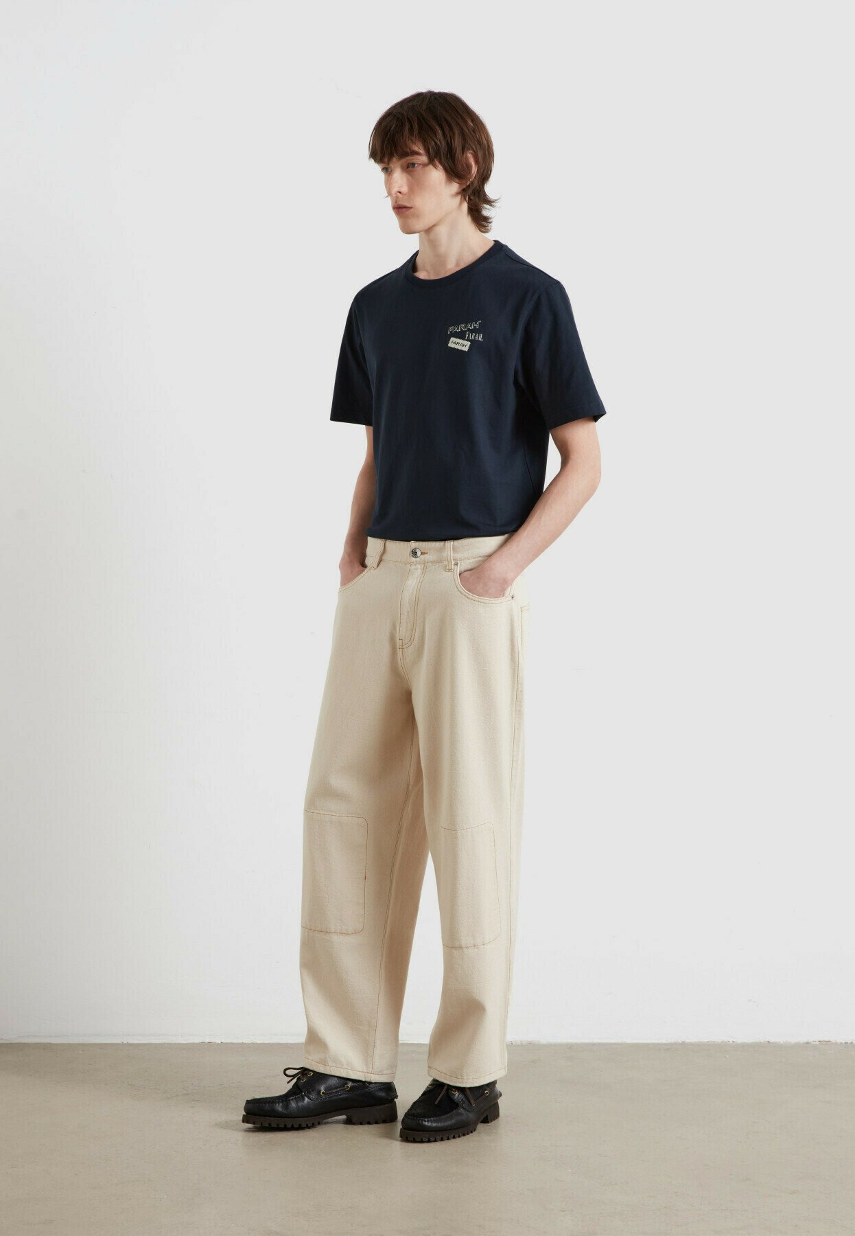 Farah Trousers - ecru/beige - Zalando