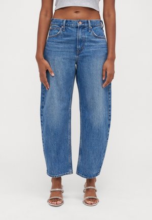 GAP Petite, Дънки със свободна кройка - medium indigo