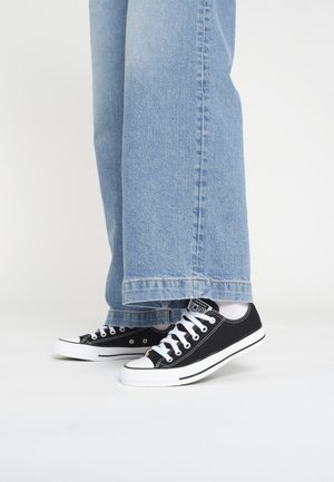 Sneakers - black