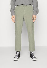 Marc O'Polo DENIM Calças cargo - grus green