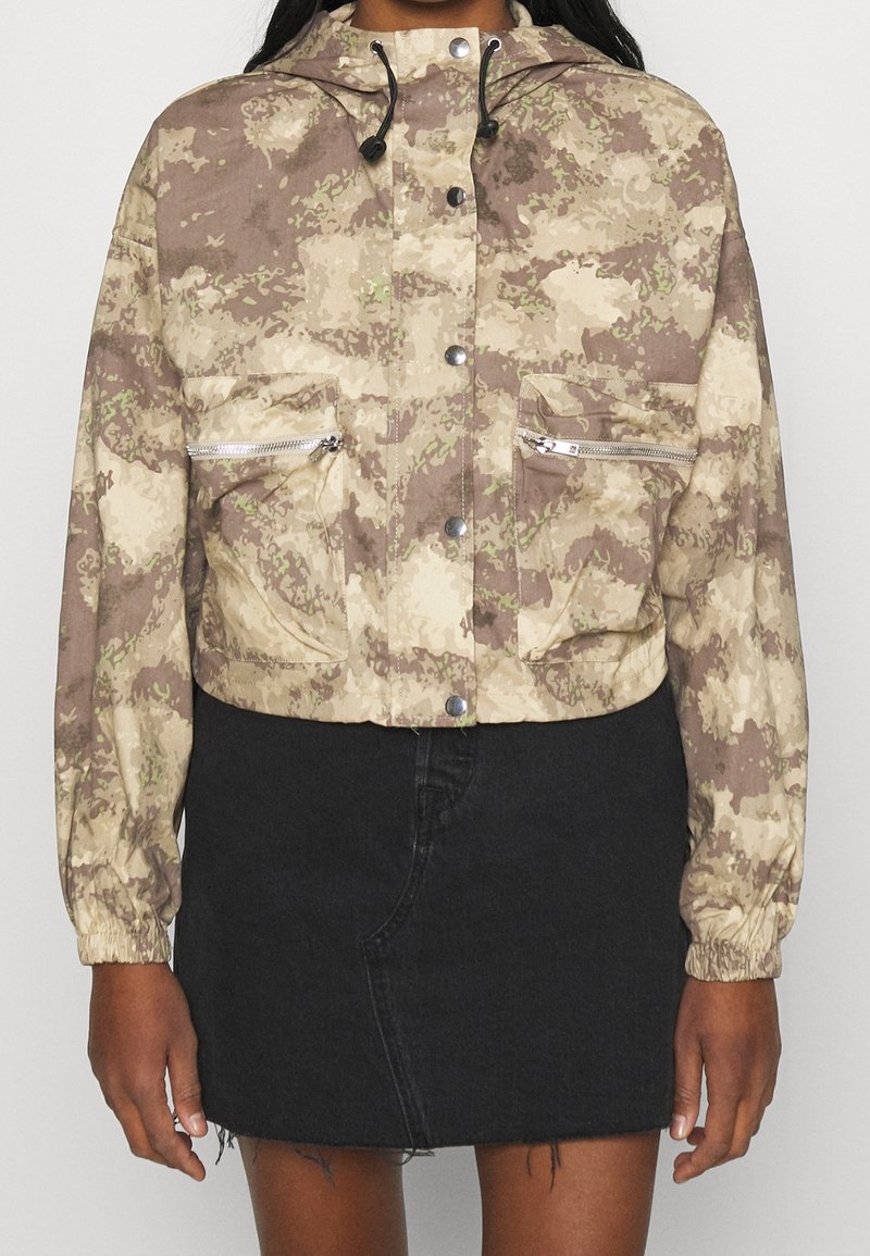 Missguided Tunn jacka - green