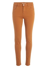 Unselected, camel