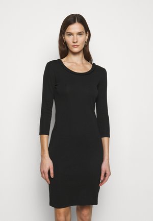 Pouzdrové šaty - black