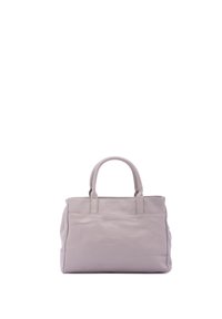 Grijze leren tote bag met dubbele handvatten, rechthoekige vorm, textuur aan de oppervlakte en geen zichtbare hardware of accenten.