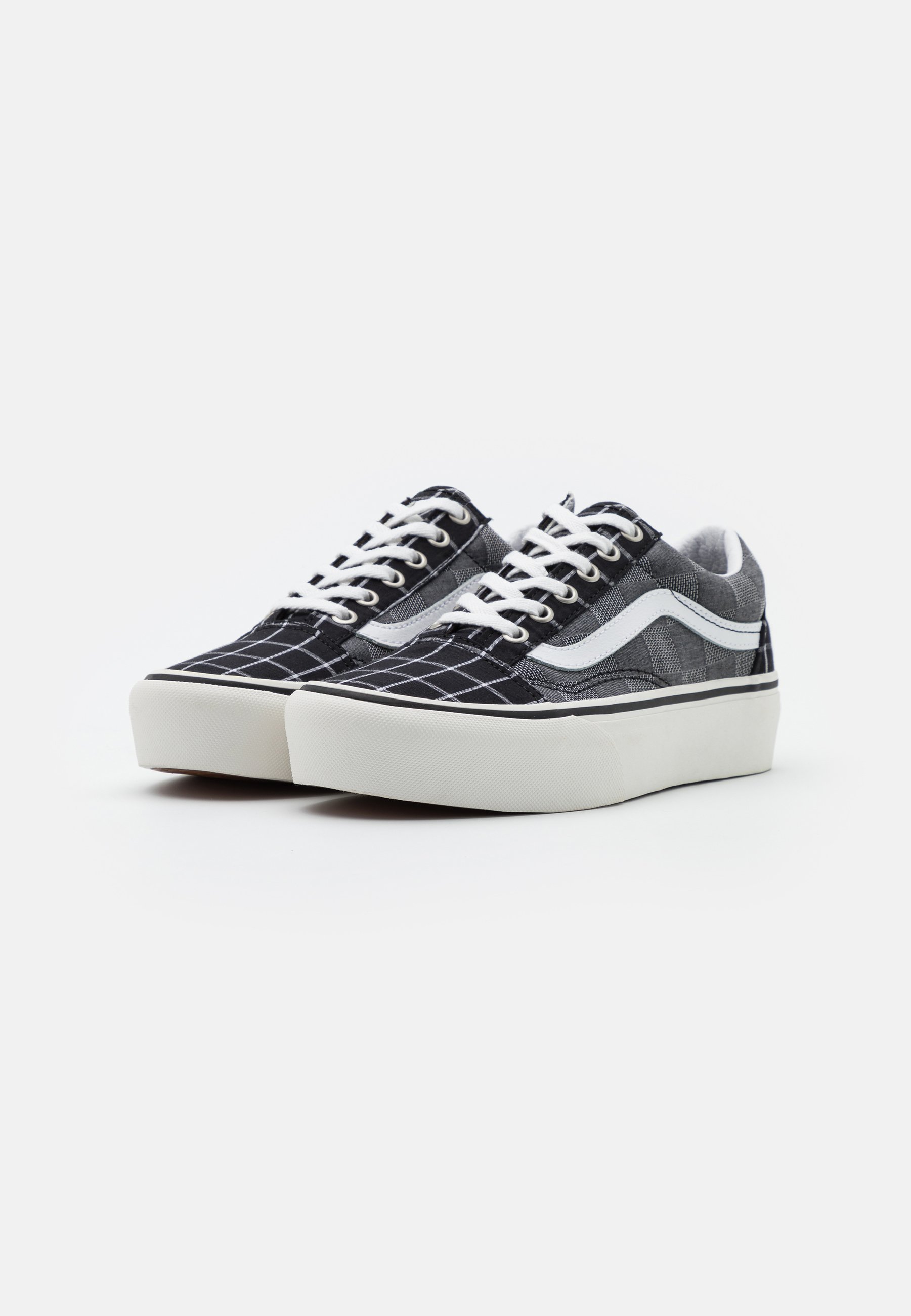 vans old skool platform black white