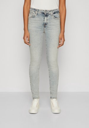 Jeansy Skinny Fit