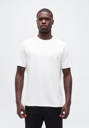UNI LUXE - T-shirts - white