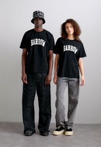 Barrow UNISEX - T-shirt con stampa - black