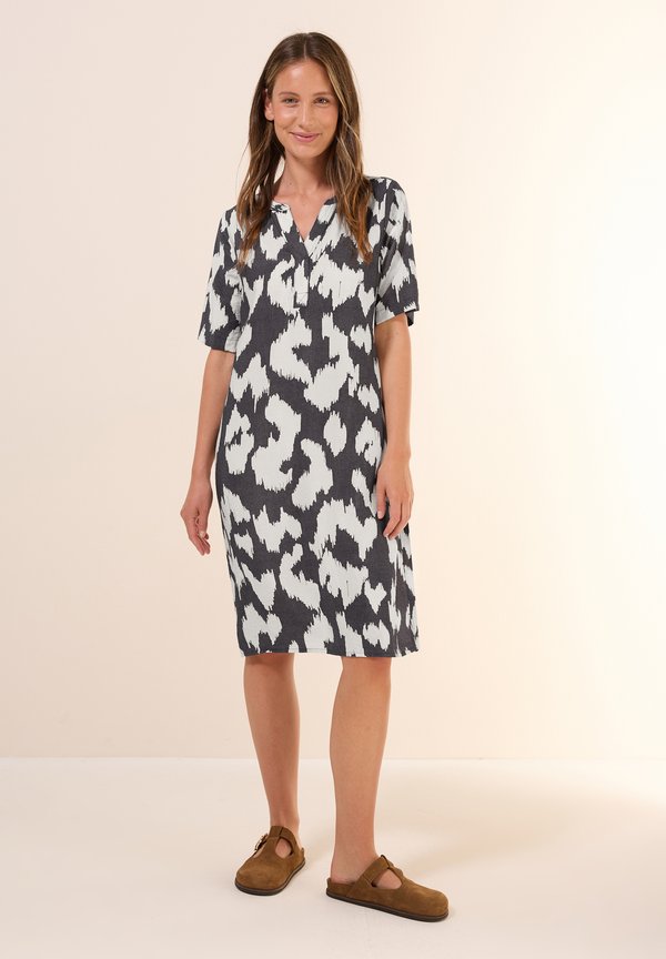 GEMUSTERTES - Freizeitkleid - grau