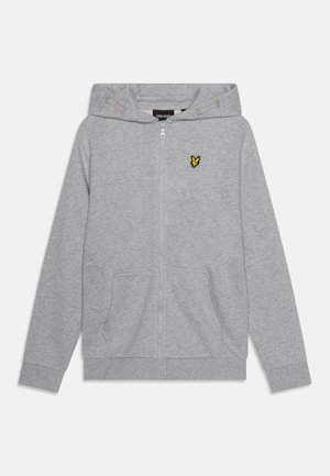 Szürke, cipzáros kapucnis pulóver puha anyagból, kenguruzsebbel, húzózsinórral ellátott kapucnival és sárga hímzett logóval a mellkason.