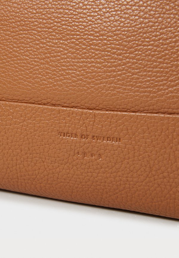 CESANO UNISEX - Tote bag - dark honey3