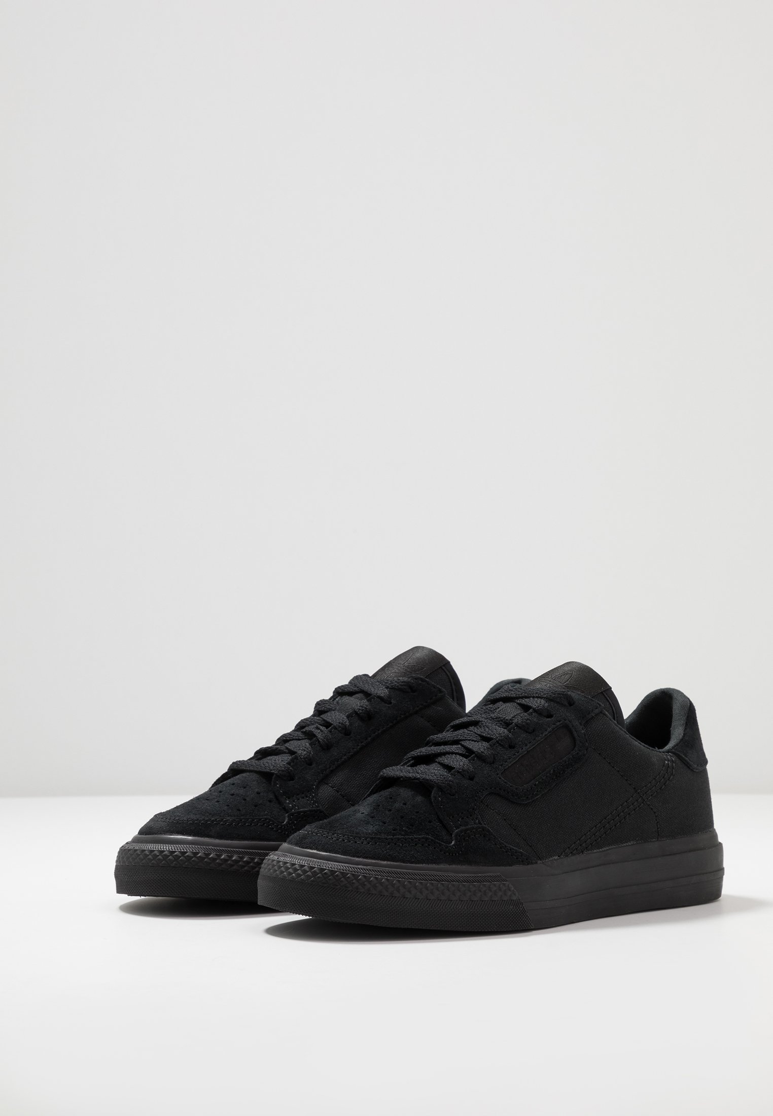 chaussure de skate adidas
