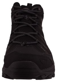 Schwarze Wanderschuhe mit hohem Schaftdesign, synthetischem Obermaterial, strukturierten Schnürsenkeln und rutschfester Gummisohle. Verfügt über eine verstärkte Zehenkappe und Logo-Details.