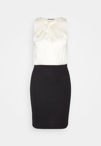 Robe sans manches avec un haut en satin crème et une jupe noire ajustée. Le haut présente un détail avant torsadé, avec une texture lisse dans l'ensemble.