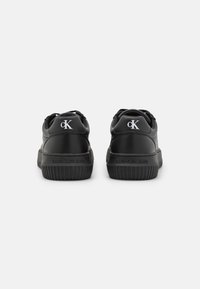 Calvin Klein Jeans CHUNKY CUPSOLE LACEUP MON - Sapatilhas - triple black