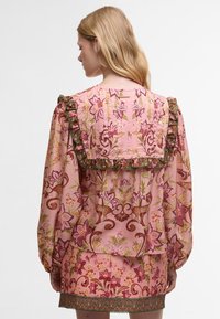 Barbour BARBOUR FARM RIO CAMI LONG SLEEVE BLOUSE - Pluus - olive/multi-coloured