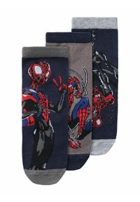 Három pár pamut zokni, amelyek a Pókember dizájnjával rendelkeznek, sötétkék, szürke és sötétkék színben, színes szövéssel és bordás mandzsettával.