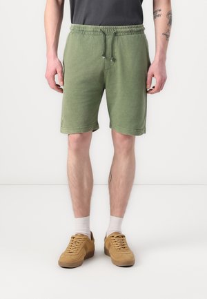 CROWNEE - Shorts - green