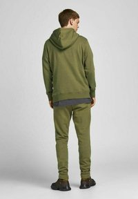Jack & Jones JORWOODSS HOOD - Hoodie - martini olive