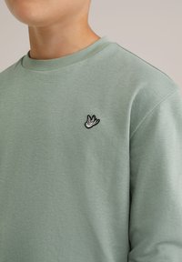 WE Fashion Hosszú ujjú felső - pastel green
