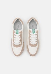 Tamaris Trainers - white/beige