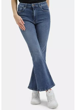Cross Jeans - Jeansy Bootcut