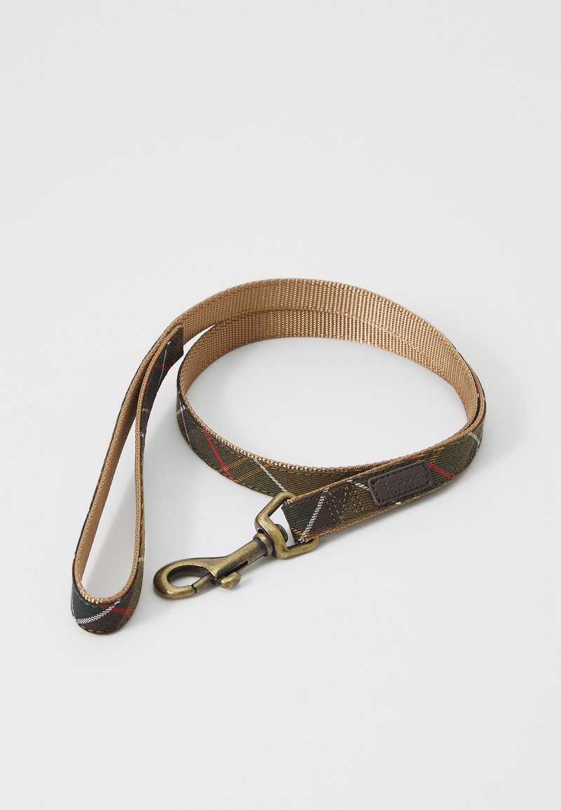 Λουρί σκύλου από μοτίβο υφάσματος σε σκούρο πράσινο με κόκκινες και λευκές λεπτομέρειες; διαθέτει χρυσό μεταλλικό κούμπωμα και υφημένο χερούλι.