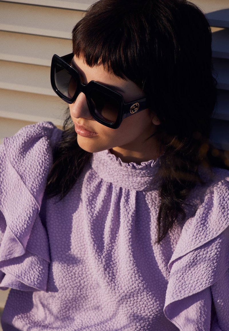 Gucci GG OVERSIZED SQUARE ACETATE SUNGLASSES - Päikeseprillid - black/grey