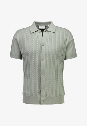 Korte mouwen, lichtgroen gebreid vest met knoopsluiting, voorzien van een kabelpatroon en geribbelde zoom en manchetten.