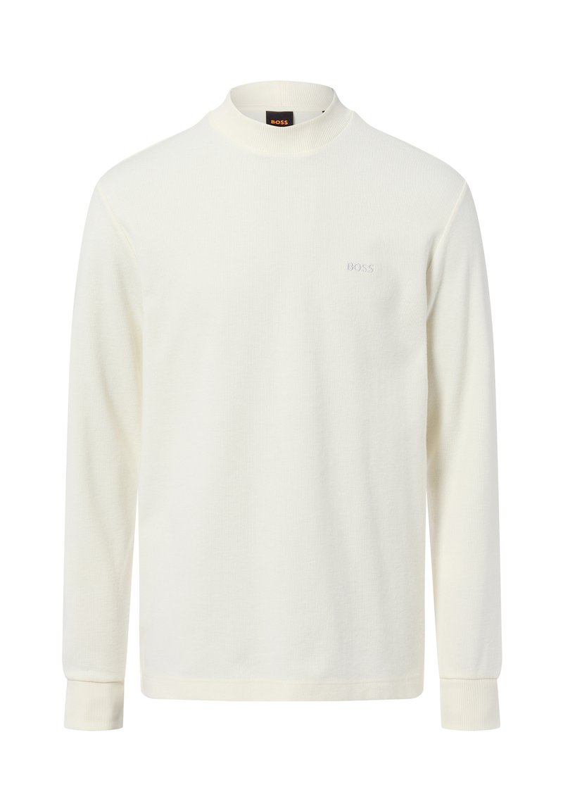 Crème-kleurige blouse met lange mouwen, gemaakt van zachte stof, met een hoge kraag en een klein geborduurd logo op de borst.