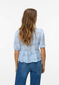Vero Moda VMGABI - Bluza - cashmere blue