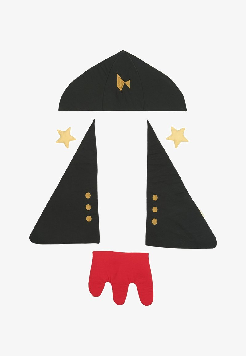 Czarny materiałowy kapelusz z złotym detalem w kształcie ryby, dwa duże czarne materiałowe trójkąty z złotymi guzikami oraz czerwony materiałowy rękawiczka z trzema otworami na palce.