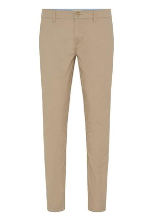 Beige Slim-Fit-Chinos mit Gürtelschlaufen, Frontknopf und Reißverschluss, flach liegend vor weißem Hintergrund dargestellt.