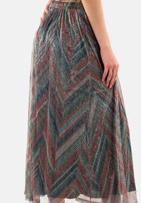 ONLY Falda acampanada - vert