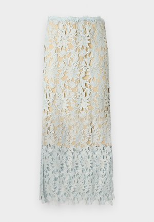 Μπεζ pencil φούστα με απαλό γαλάζιο λουλουδάτο δαντελένιο στρώμα και κυματιστό τελείωμα, μήκος μέχρι το γόνατο, εφαρμοστή σιλουέτα.