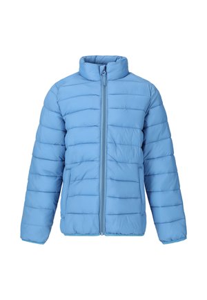 Veste matelassée bleu clair avec coutures horizontales, fermeture éclair à l'avant et col montant.