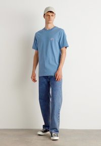 Mads Nørgaard FRODE LOGO TEE - Paprasti marškinėliai - captains blue