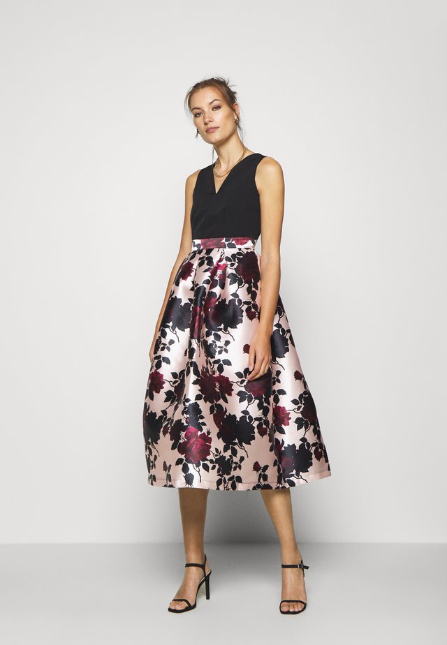 PLEATED SKIRT DRESS - Cocktail dress / Party dress - black