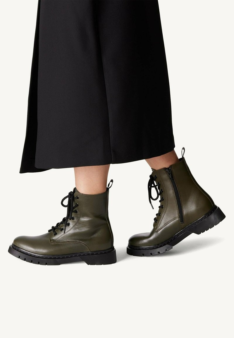 Tamaris Bottines à lacets - green