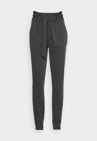 Pantalon de jogging gris en tissu doux et texturé. Il présente une taille élastique avec une ceinture assortie. Design de jambe fuselée sans poches.
