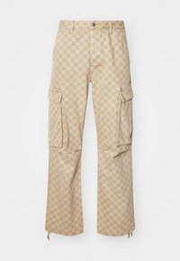 BOX FUGITIVE PANT - Blugi loose fit - tan
