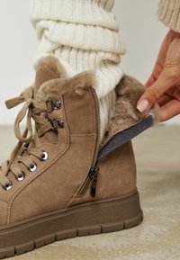 Cesare Gaspari Zimní obuv - brown