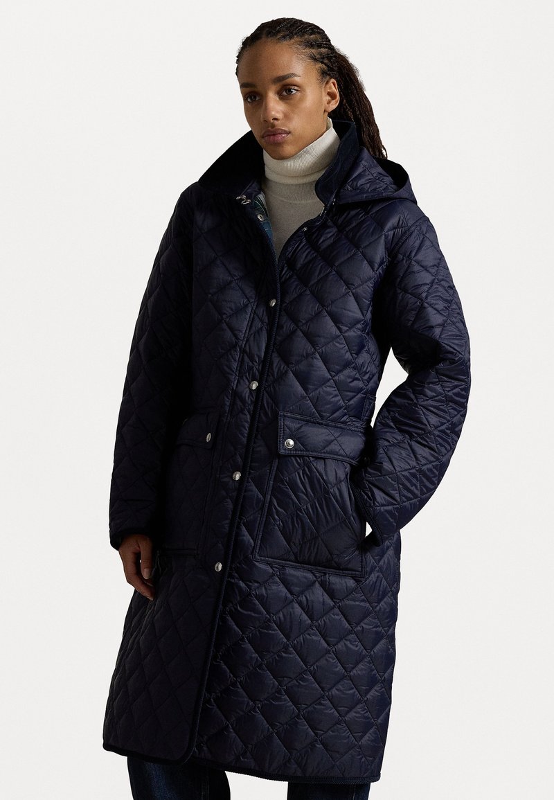 Polo Ralph Lauren REVERSIBLE QUILTED BARN COAT - Klassisk kappa / rock - navy