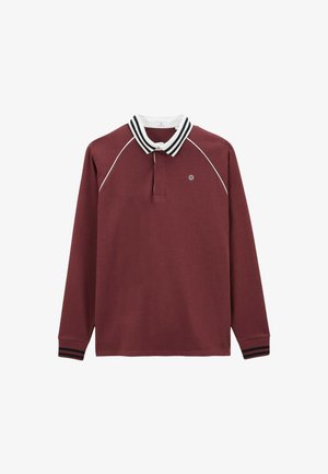 Polo à manches longues bordeaux en coton, avec un col rayé blanc et noir, une patte de boutonnage à trois boutons et un logo brodé.